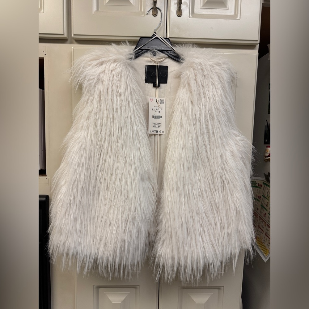 ZARA White Faux Fur Vest - Brand New with Tags